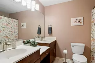 715 Fieldstone Cir, Lake Zurich, IL 60047 - Photo 12