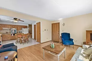6244 S Newland Ave, Chicago, IL 60608 - Photo 4