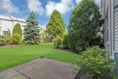 912 Kings Canyon Drive, Streamwood, IL 60107 - Photo 6