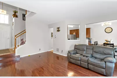 912 Kings Canyon Drive, Streamwood, IL 60107 - Photo 10