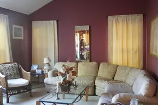 1310 York Dr, Carpentersville, IL 60110 - Photo 12