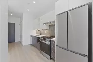 948 W Sunnyside Ave, Chicago, IL 60640 - Photo 6