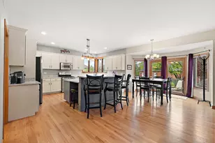 1231 Abbey Oaks Dr, Lemont, IL 60439 - Photo 10