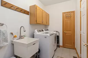 1231 Abbey Oaks Dr, Lemont, IL 60439 - Photo 18