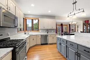 1231 Abbey Oaks Dr, Lemont, IL 60439 - Photo 12