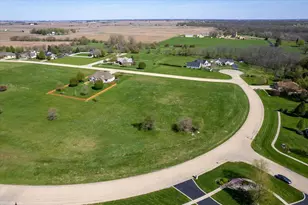 1030 Prairie View Dr, Somonauk, IL 60552 - Photo 1