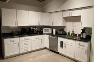 434 W Ontario St, Chicago, IL 60654 - Photo 8
