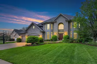 1376 Chapman Dr, Darien, IL 60561 - Photo 1