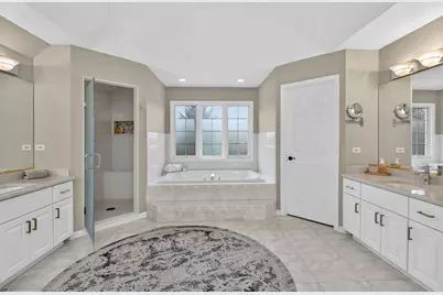 1376 Chapman Drive, Darien, IL 60561 - Photo 24