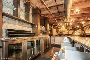 434 W Ontario St, Chicago, IL 60610 - Photo 8