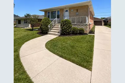 8405 Melvina Avenue, Burbank, IL 60459 - Photo 1