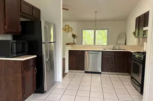 3287 Medford Ct, Island Lake, IL 60042 - Photo 8