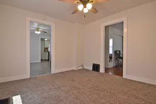 1617 Pine St, Ottawa, IL 61350 - Photo 2