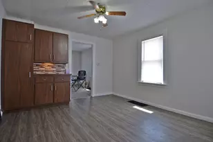 1617 Pine St, Ottawa, IL 61350 - Photo 4