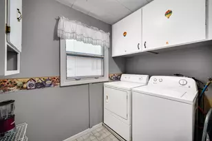 19050 Baker Ave, Country Club Hills, IL 60478 - Photo 16