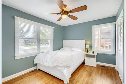 513 N Howard Avenue, Elmhurst, IL 60126 - Photo 12