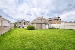 513 N Howard Ave, Elmhurst, IL 60126 - Photo 22