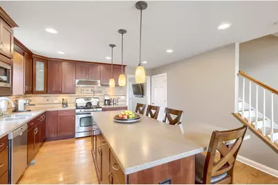 513 N Howard Avenue, Elmhurst, IL 60126 - Photo 8
