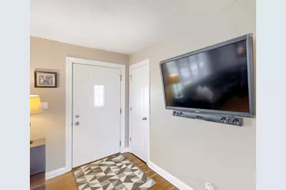 513 N Howard Avenue, Elmhurst, IL 60126 - Photo 4