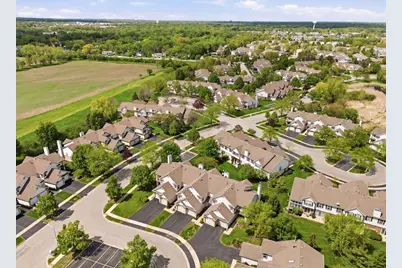 1911 Grove Avenue, Schaumburg, IL 60193 - Photo 2