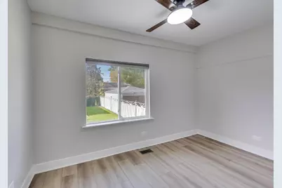 1912 S 4th Avenue, Maywood, IL 60153 - Photo 14