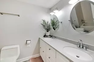 943 N Crestview Dr, Palatine, IL 60067 - Photo 22