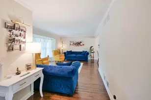 943 N Crestview Dr, Palatine, IL 60067 - Photo 6