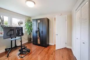 943 N Crestview Dr, Palatine, IL 60067 - Photo 20