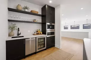 2457 W Byron St, Chicago, IL 60618 - Photo 12