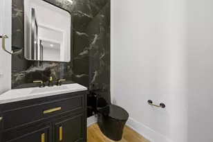 2457 W Byron St, Chicago, IL 60618 - Photo 18