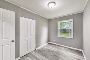 2414 Circle Dr, Hazel Crest, IL 60429 - Photo 12