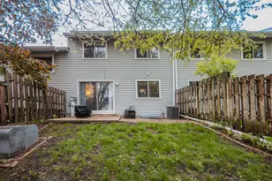 585 Sharon Way, Bolingbrook, IL 60440 - Photo 16