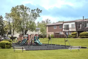 585 Sharon Way, Bolingbrook, IL 60440 - Photo 20