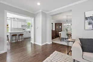 910 Chippewa Ln, Wilmette, IL 60091 - Photo 12