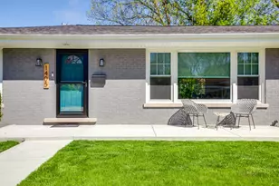 1405 Wescott Rd, Northbrook, IL 60062 - Photo 2