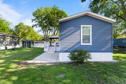 7 Pulaski Street, Mahomet, IL 61853 - Photo 1