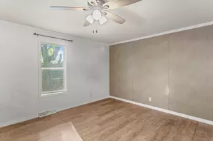 7 Pulaski St, Mahomet, IL 61853 - Photo 8