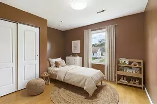 29 N Metropolitan Ave, Waukegan, IL 60085 - Photo 14