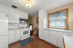 9966 Montrose Ave, Schiller Park, IL 60176 - Photo 8