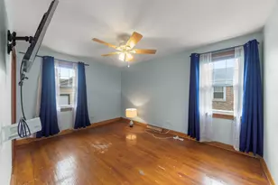 9966 Montrose Ave, Schiller Park, IL 60176 - Photo 12