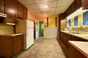 314 S Quincy St, Clifton, IL 61727 - Photo 8