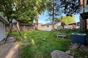 314 S Quincy St, Clifton, IL 61727 - Photo 12