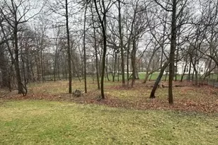 5650 Brentwood Dr, Hoffman Estates, IL 60192 - Photo 22