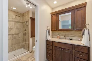 7812 W Golf Dr, Palos Heights, IL 60463 - Photo 14
