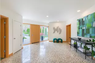 241 Melba Ln, Highland Park, IL 60035 - Photo 8