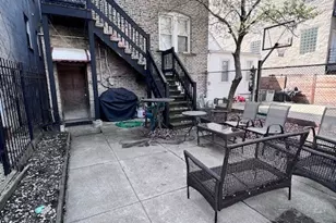1946 W Armitage Ave, Chicago, IL 60647 - Photo 6