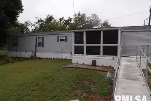 1014 Beulah St, Eldorado, IL 62930 - Photo 2