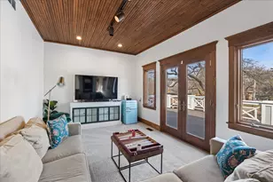 530 N East Ave, Oak Park, IL 60302 - Photo 20