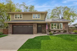 534 Summit Dr, Schaumburg, IL 60193 - Photo 34