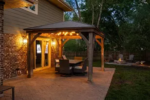 534 Summit Dr, Schaumburg, IL 60193 - Photo 4
